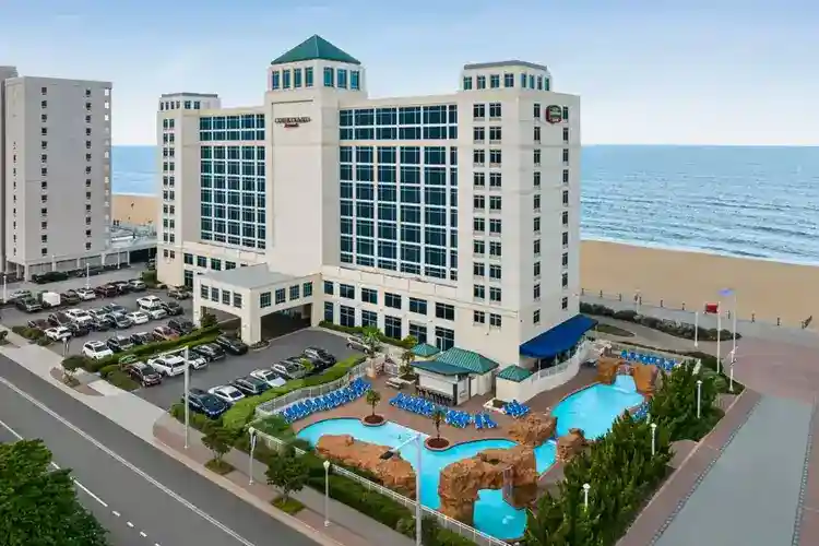 Courtyard Virginia Beach Oceanfront / North 37th Street, North Virginia Beach : -40% during the day - Dayuse.com